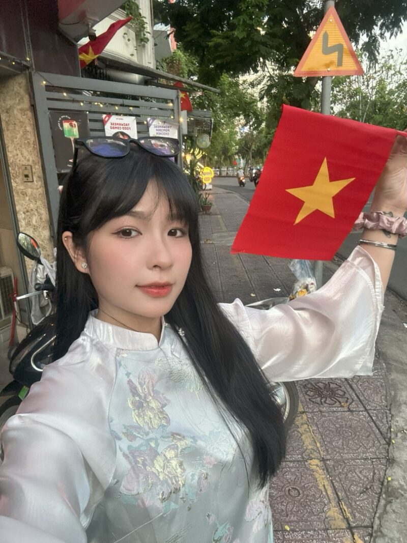 Lily 翠璃